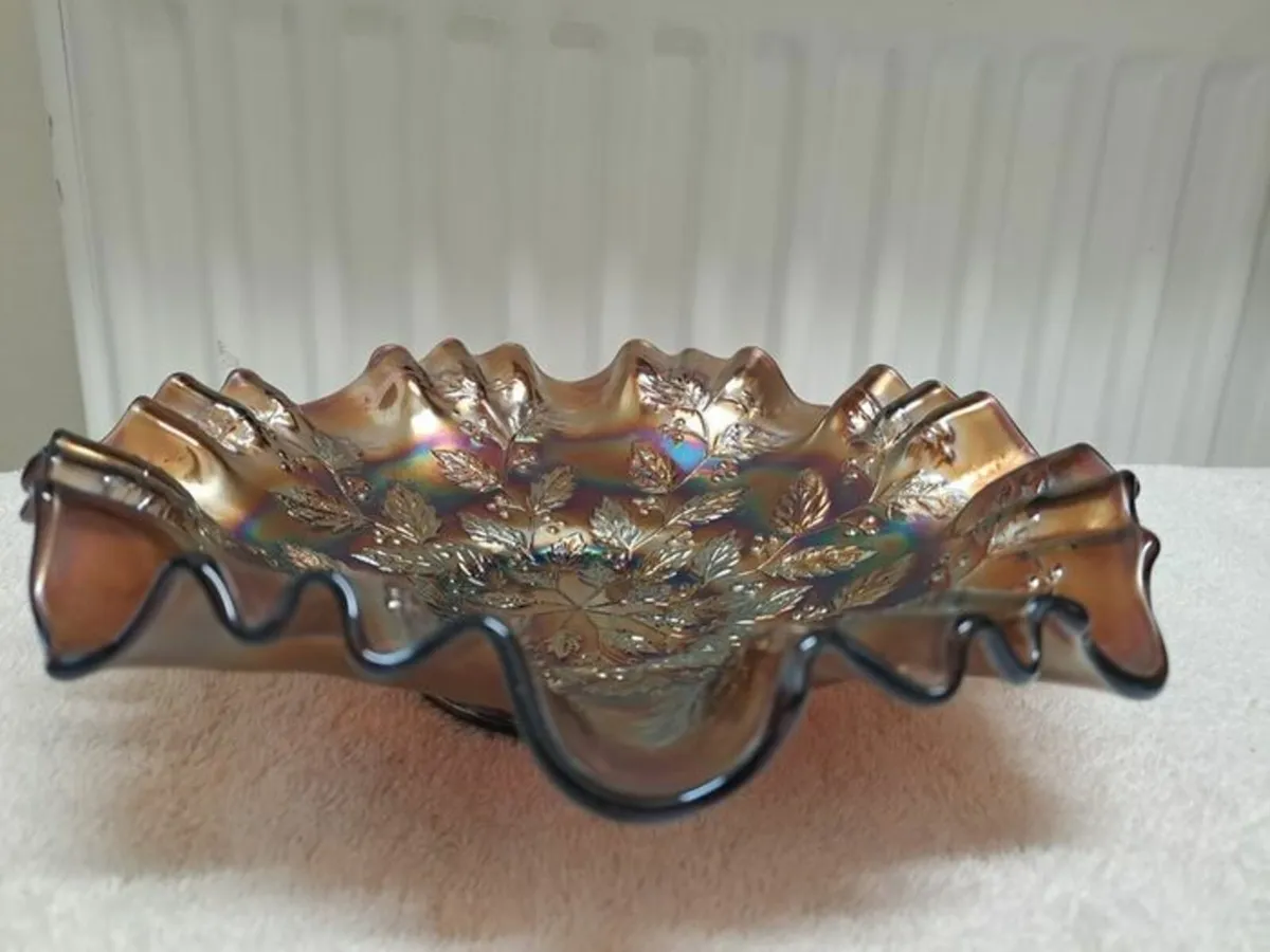 Carnival glass bowl or candle holder - Image 1