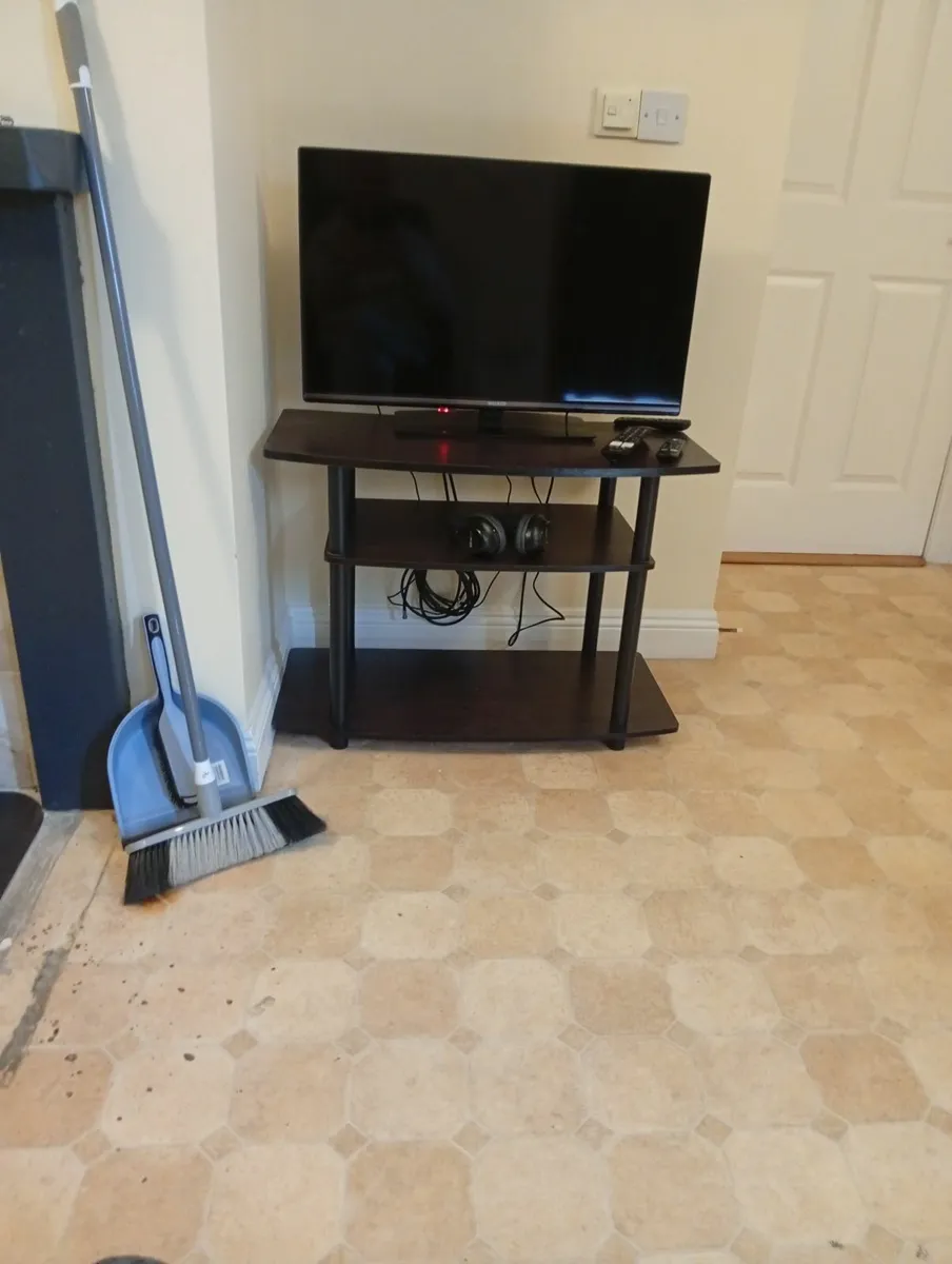 Tv and stand bed coffee table - Image 1