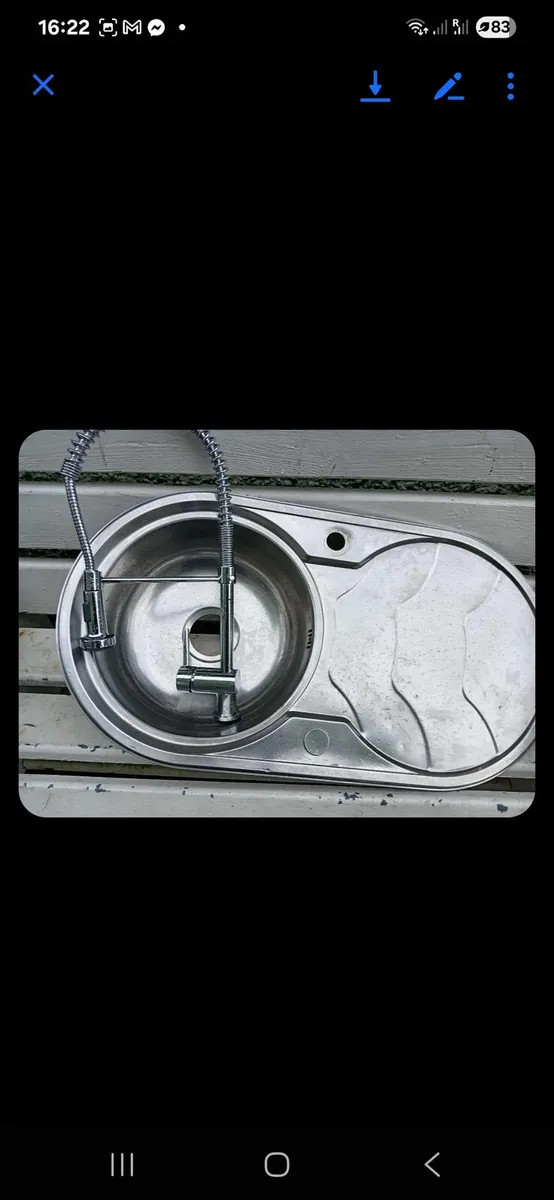 Kitchen sink with tap - Image 3