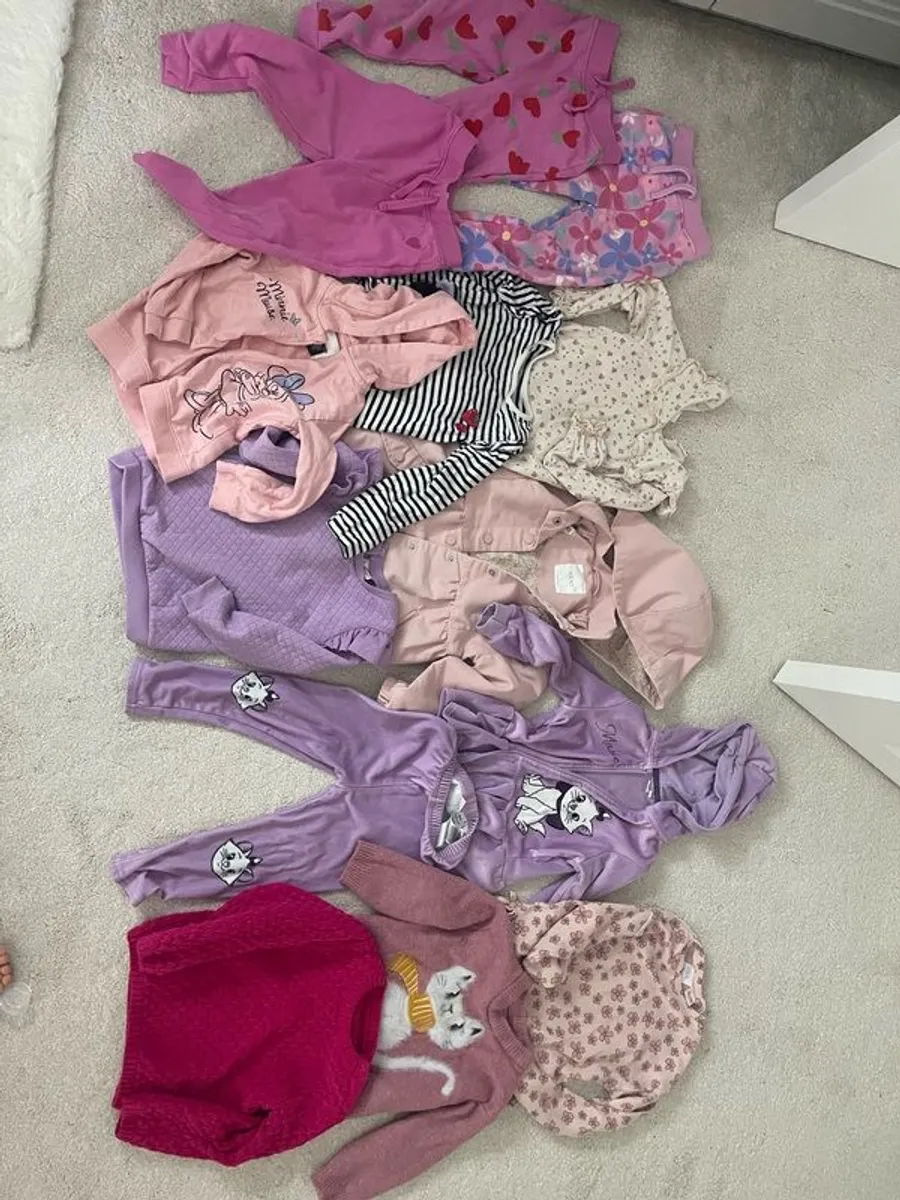 girls clothes - Image 1