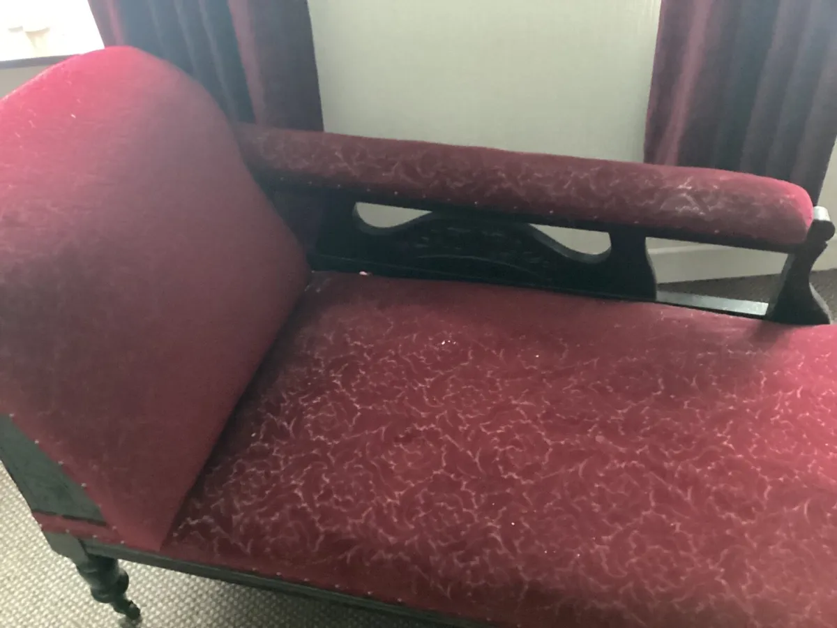 Chaise lounge - Image 1