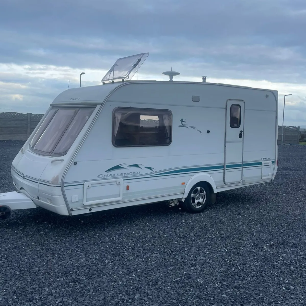 07 Swift 2/3 berth with remote mover & Awning - Image 1