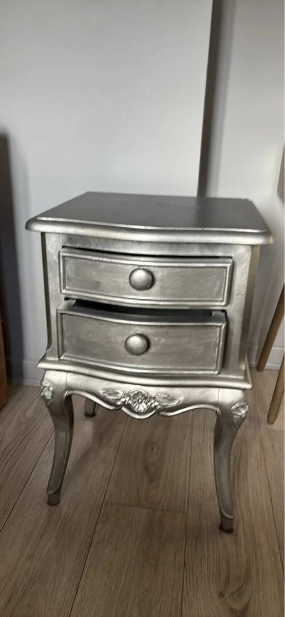 Bedside lockers - Image 1