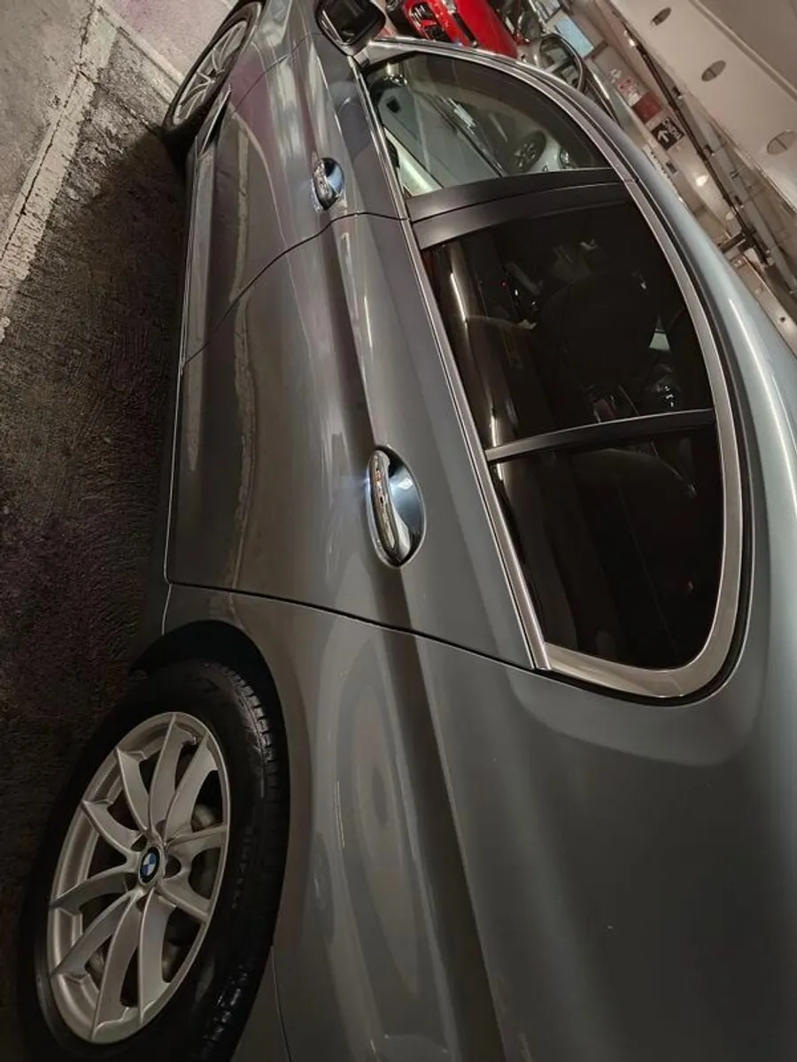 2018 Bmw 5-series - Image 2