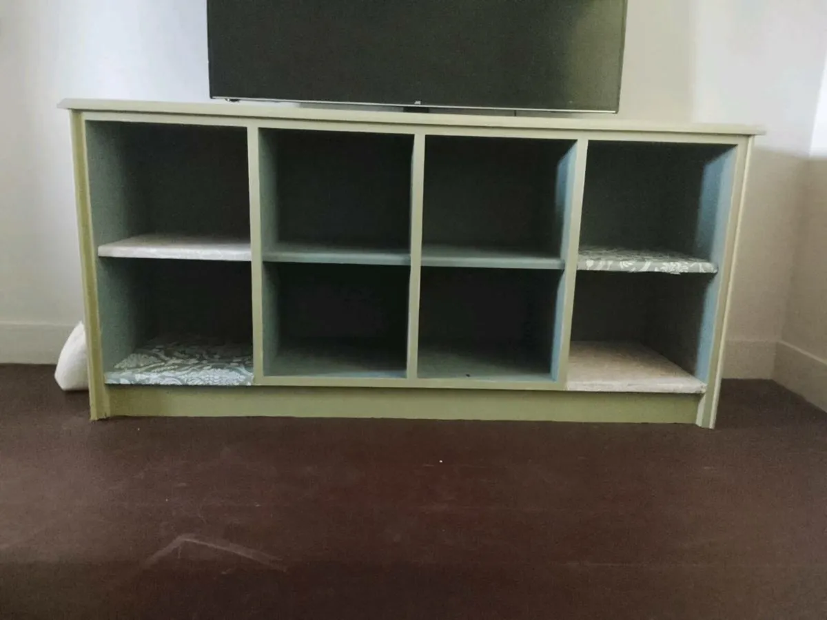 Large solid handmade shelf unit - Image 1