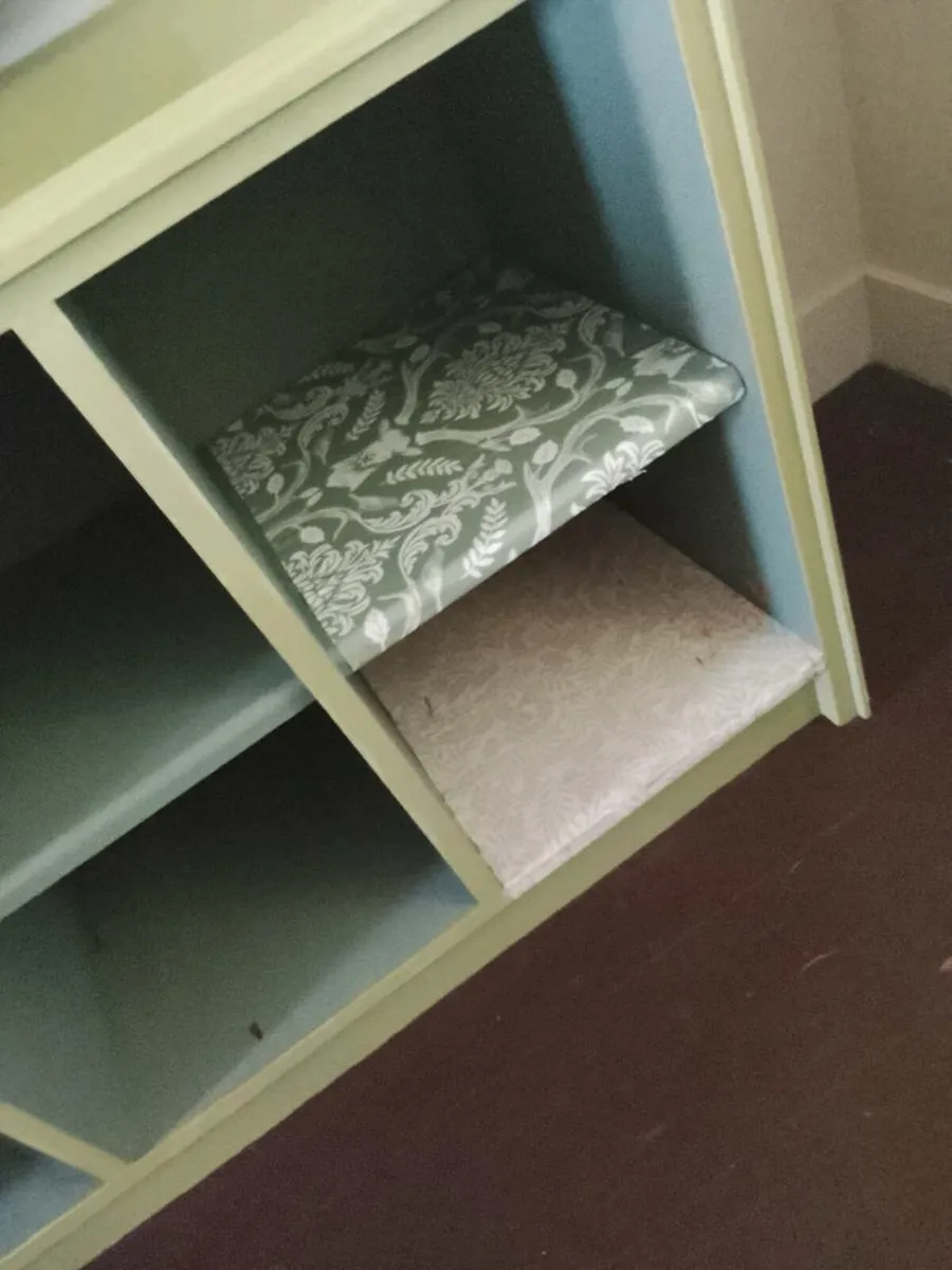 Large solid handmade shelf unit - Image 2