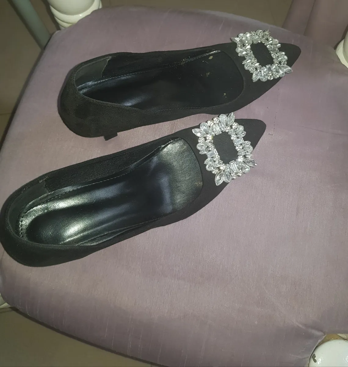 Shoes Sz 6 and bag.....12e - Image 3