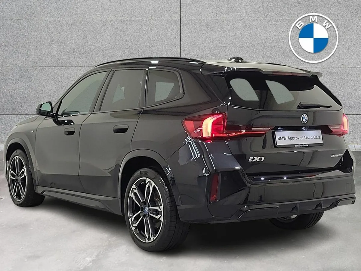 BMW iX1 eDrive20 M Sport - Image 3