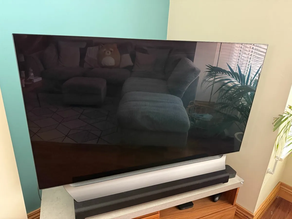 LG55" 4K OLED TV (Under Warranty) & Sonos Soundbar - Image 2