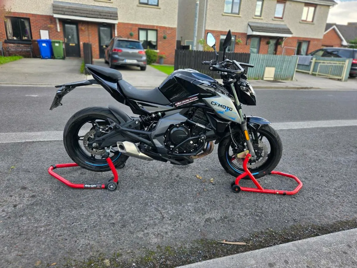 Cf moto 650nk - Image 1