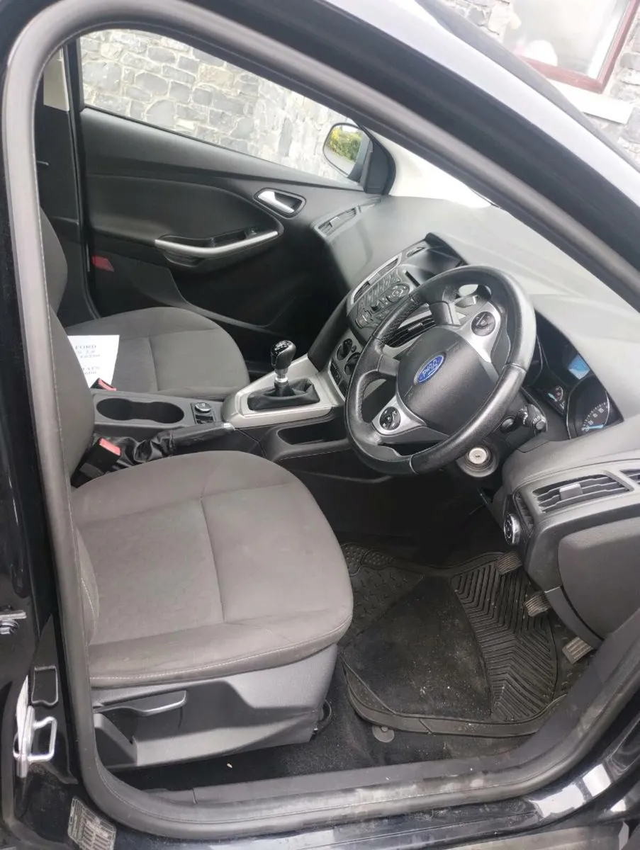 Ford focus - Image 4