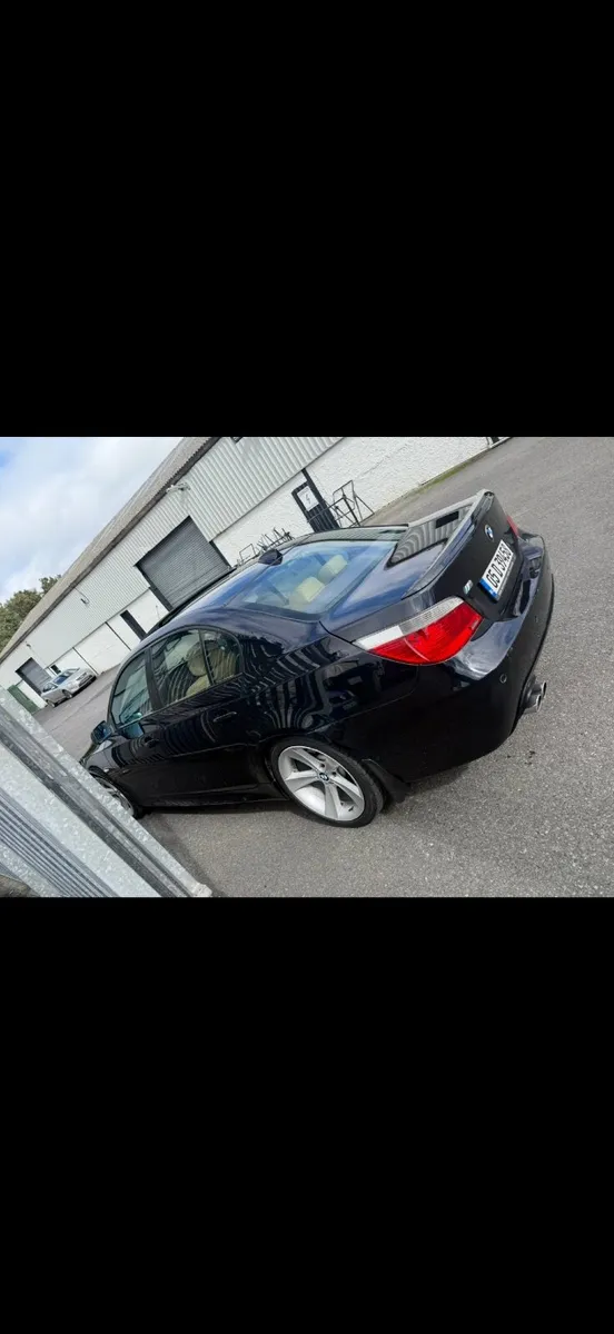 BMW 5-Series 2005 - Image 4