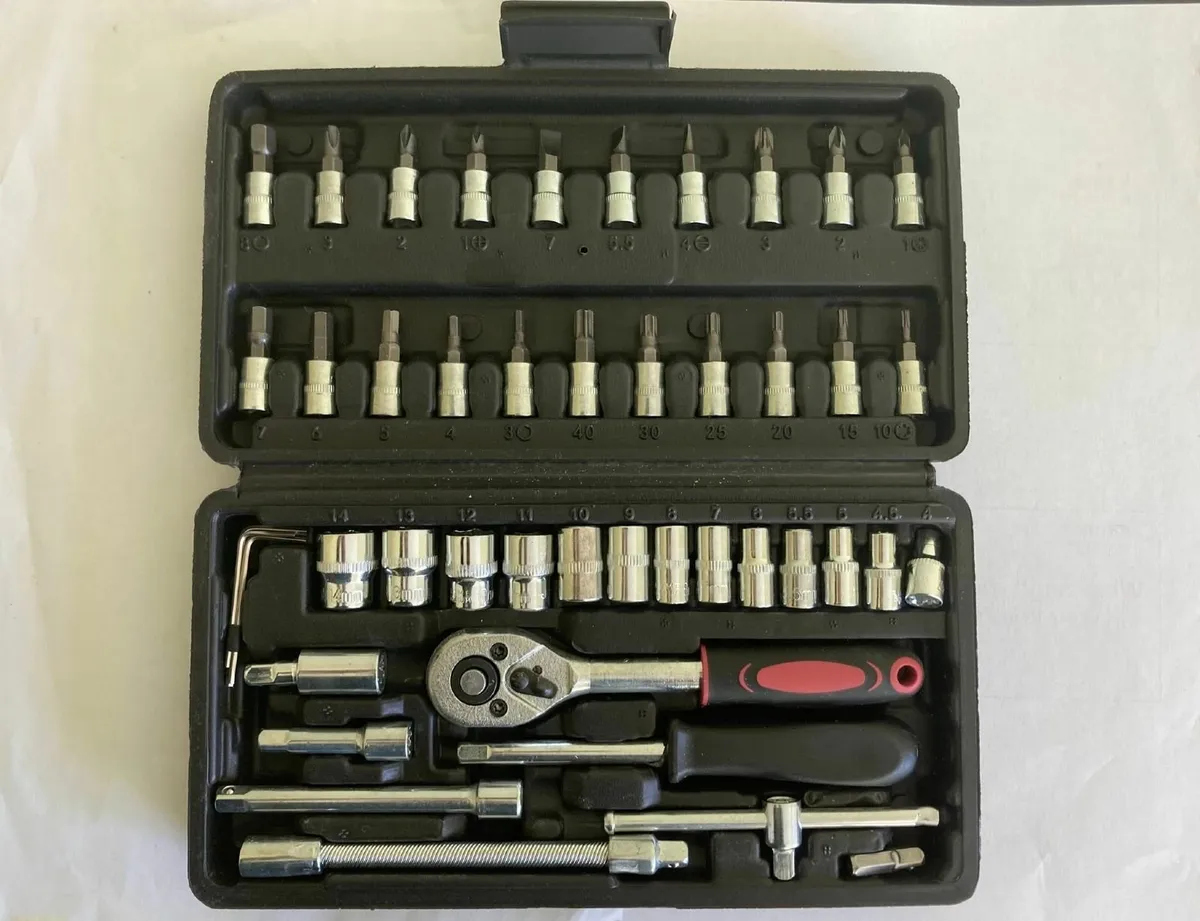 46PCS Socket Wrench Set, Durable Tool Kit in Case - Image 1