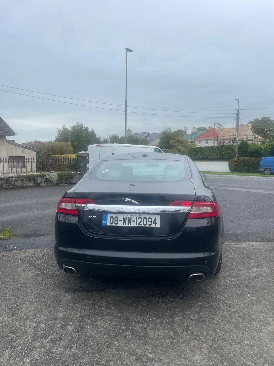 Car - Image 3