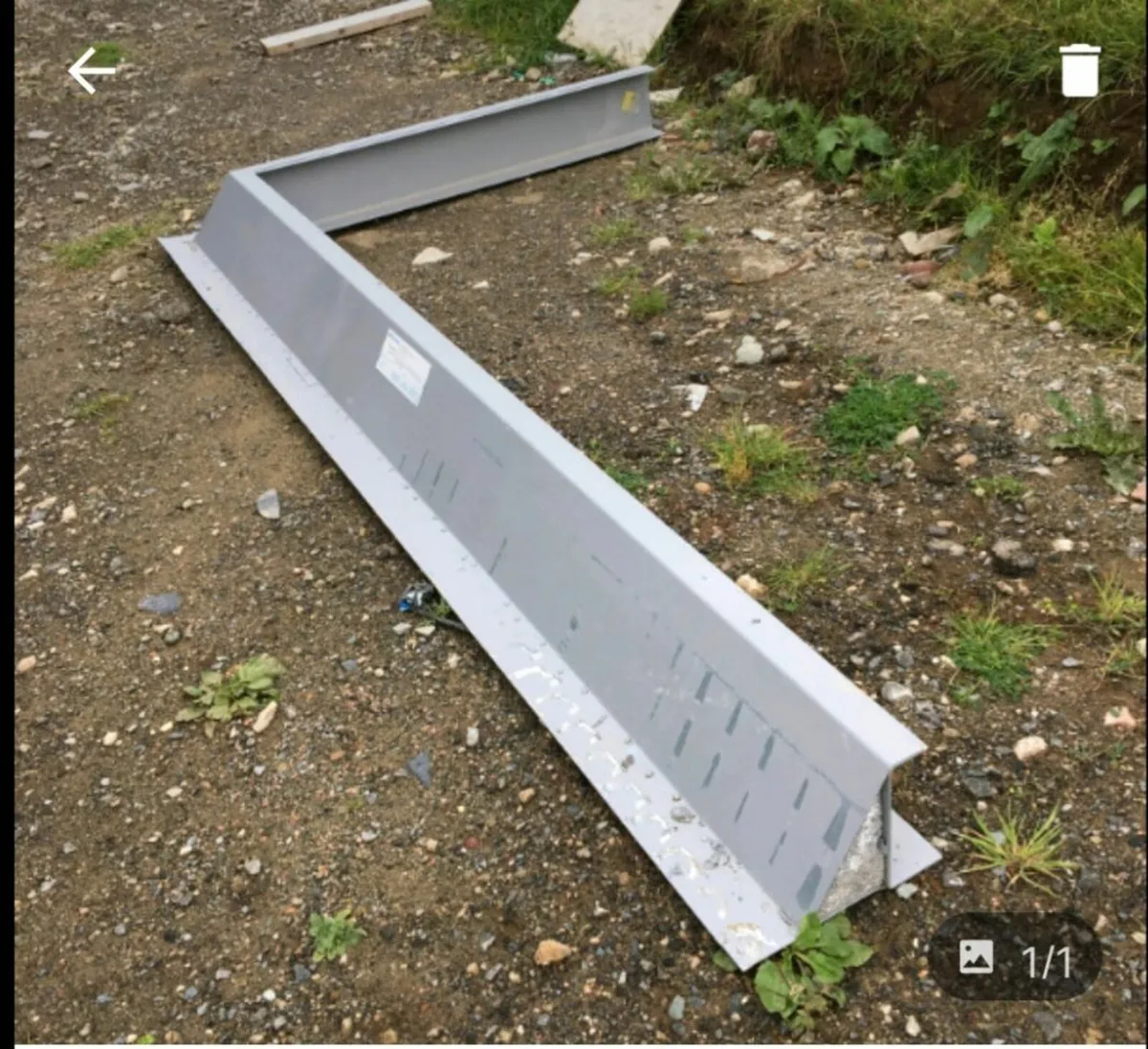 Corner lintel