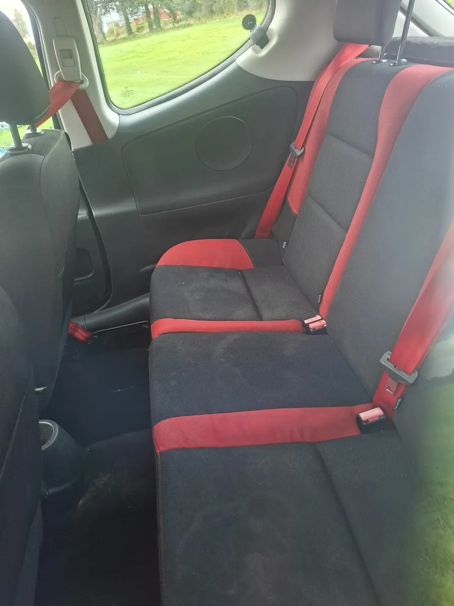 Peugeot 207 2010 - Image 3