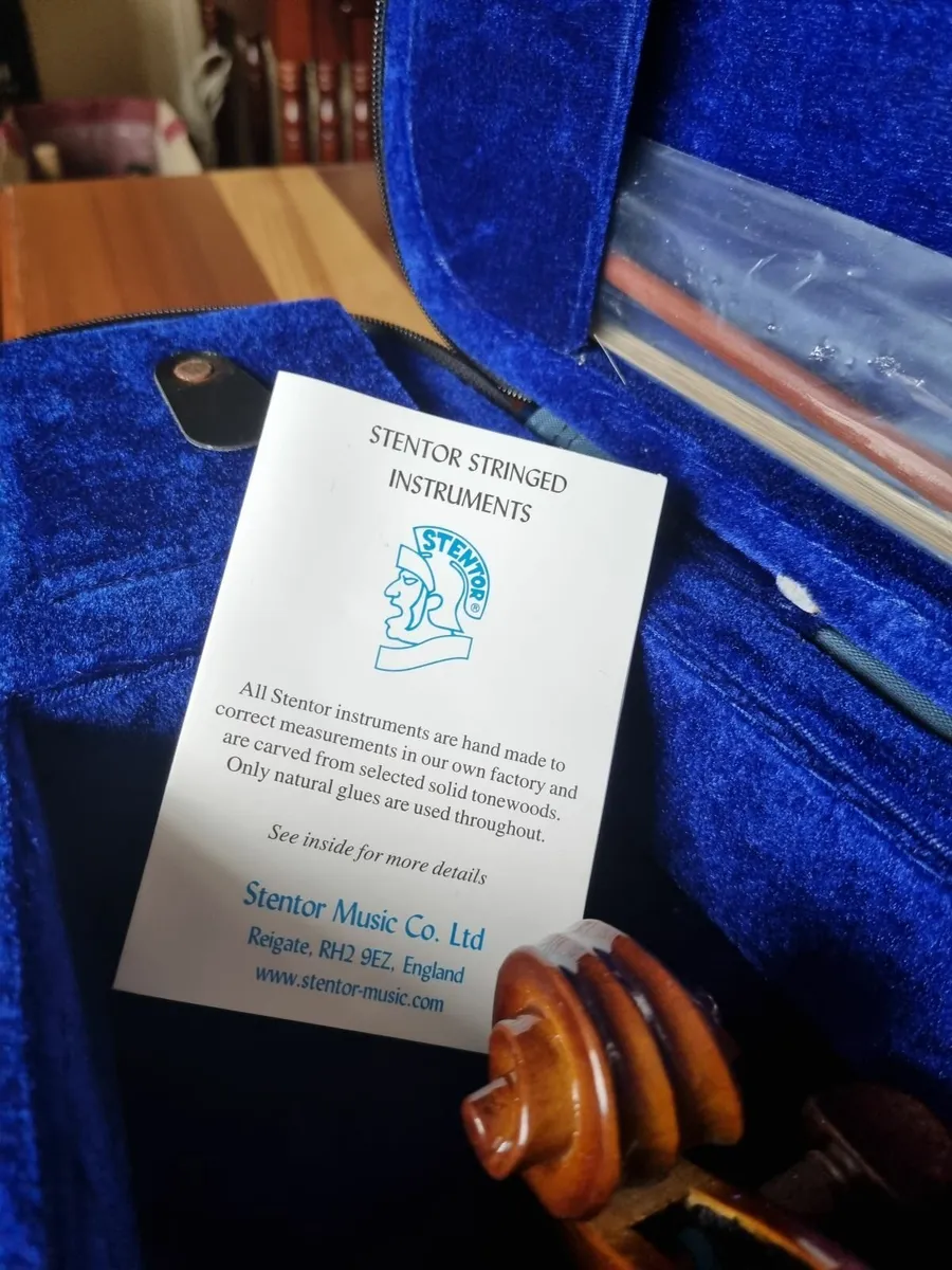 3/4 Stentor Violin Kit - Image 3