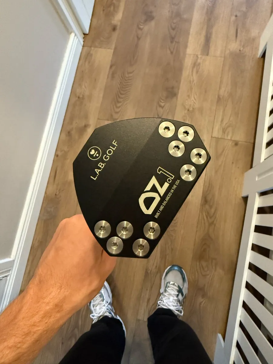 LAB putter - Image 1