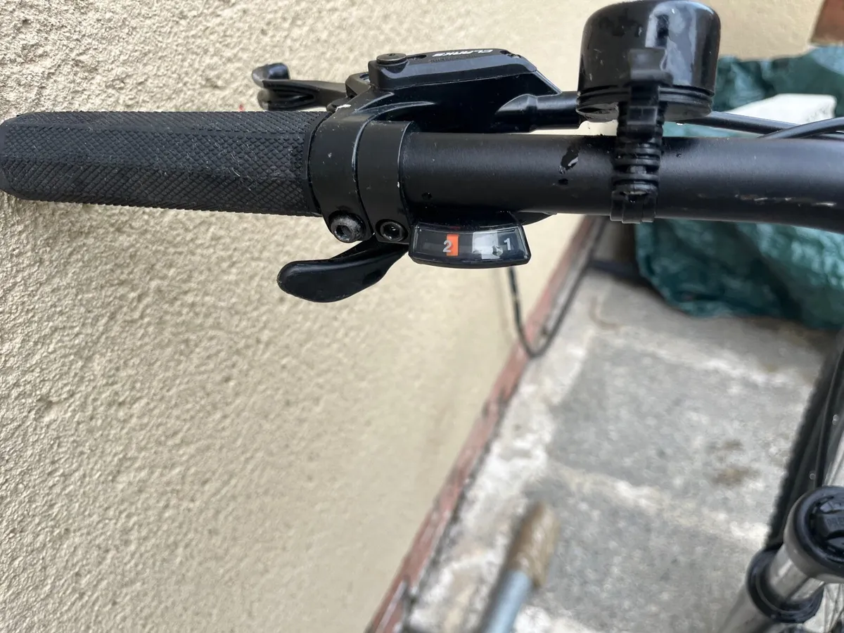Correra hellcat mountain bike *lock included* - Image 3