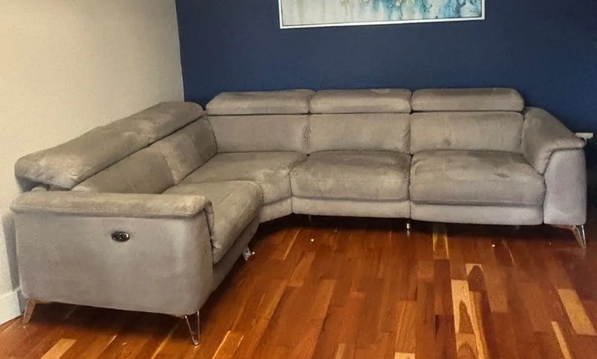 Corner sofa plus armchair - Image 1