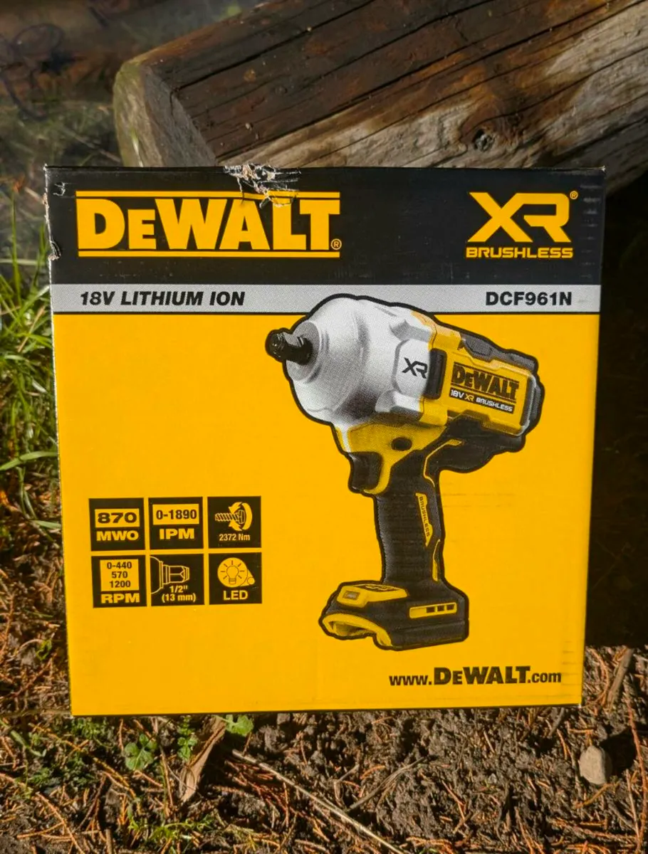 DeWalt 2372Nm High Torque 1/2" Impact Wrench - Image 1