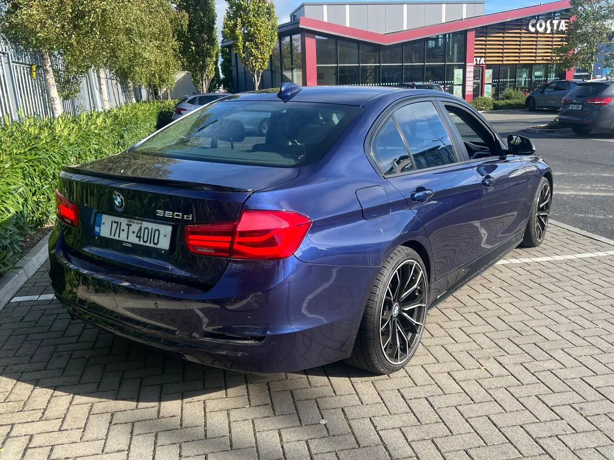 BMW 3-Series 2017 320D Automatic - Image 2