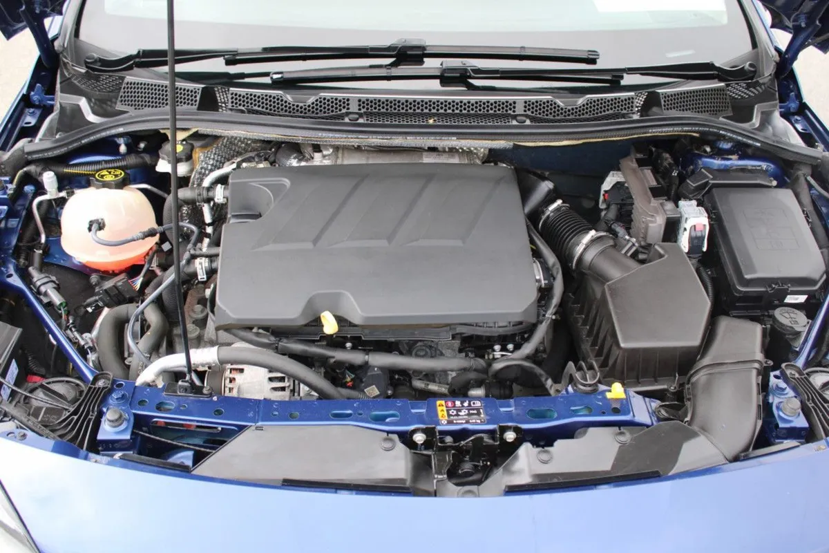 Opel Astra 1.5 Turbo Diesel 105HP 5DR - Image 4