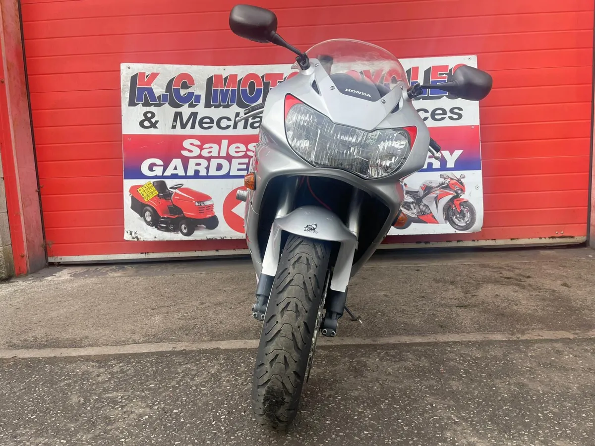 Honda CBR 929 - Image 3