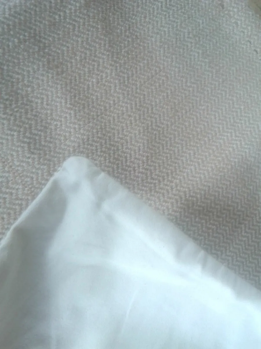 2'x CAYN NATURAL WOVEN CUSHION COVERS 50x 50 NEW - Image 4