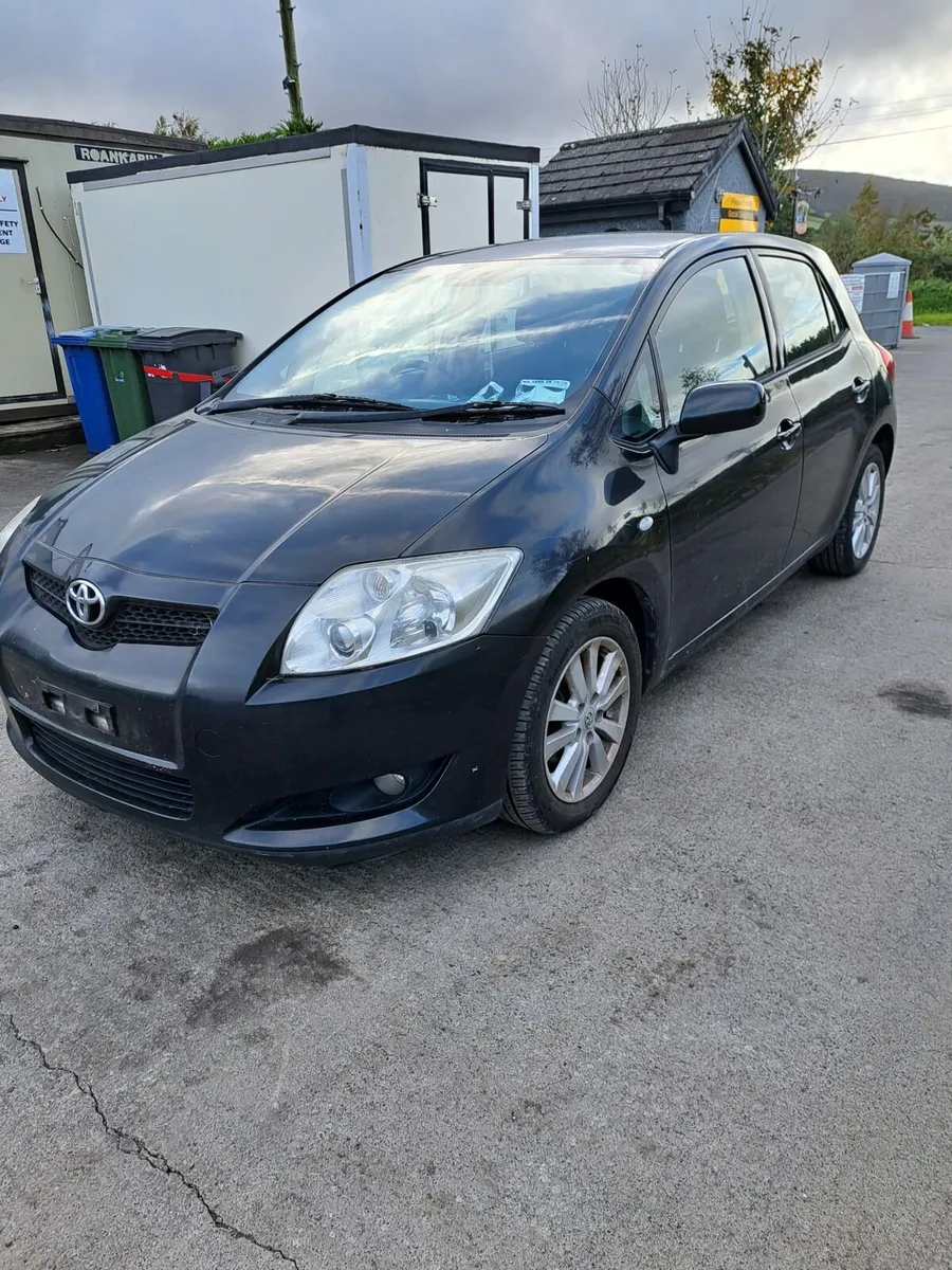 Toyota Auris - Breaking only - Image 2