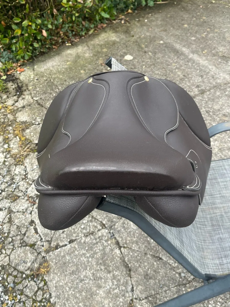 17” Adjustable Brown Turfmasters Saddle - Image 4