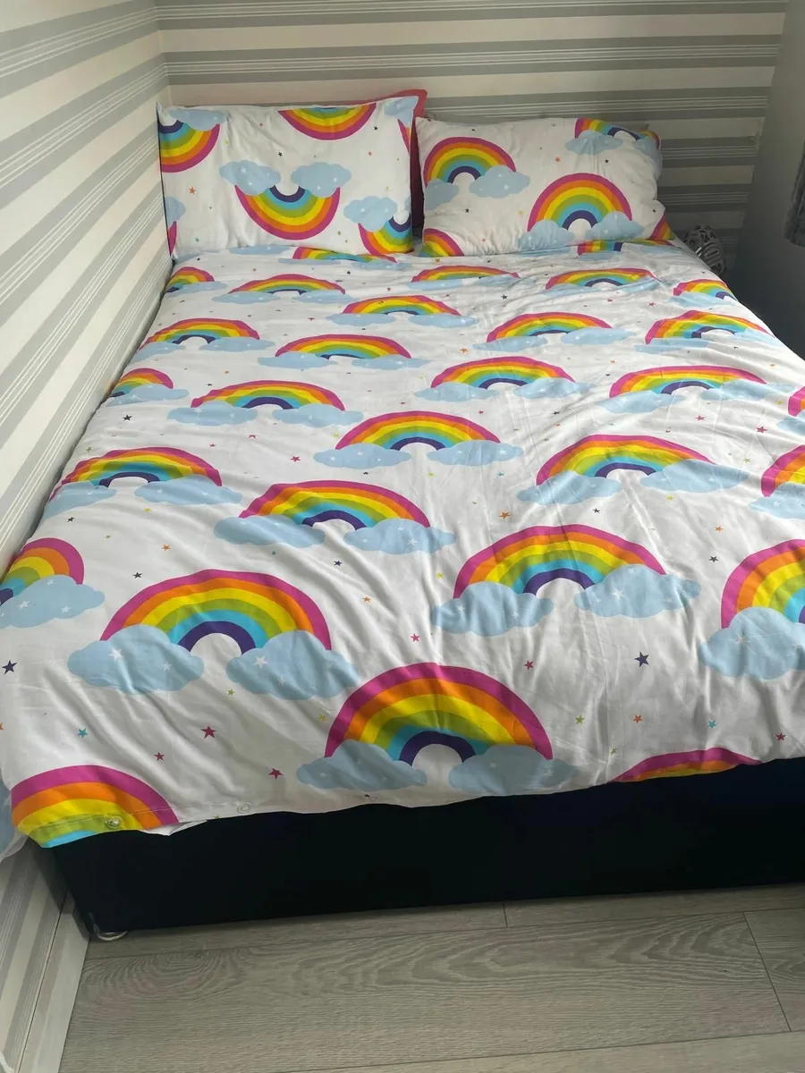 Double Bed - Image 3