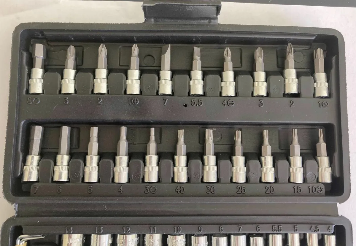 46PCS Socket Wrench Set,  DIY & Mechanic Tool kit - Image 4