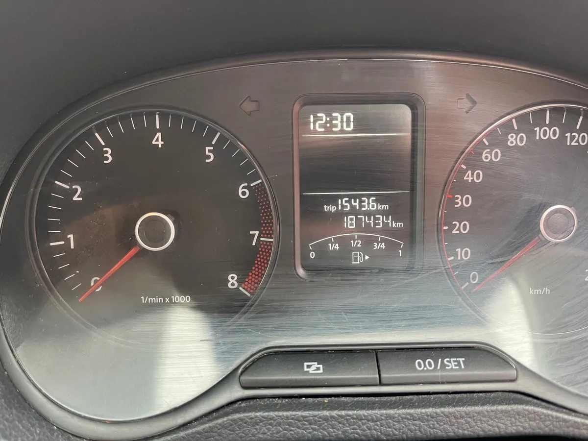 Volkswagen Polo 2012 - Image 3