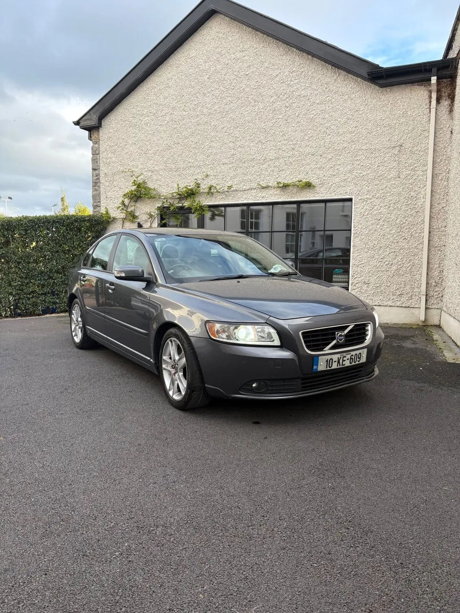 Volvo S40 2010 - Image 3