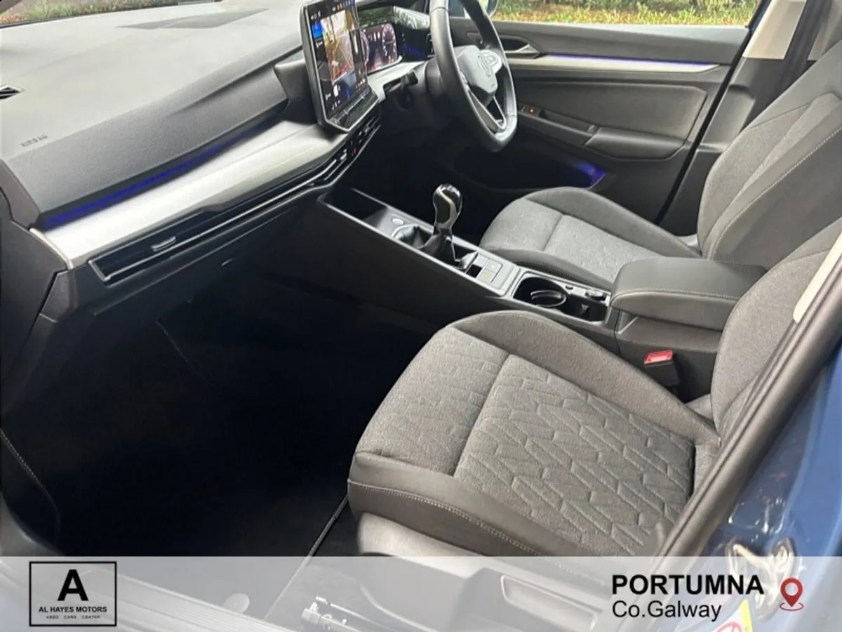 Volkswagen Golf Edition 75 2.0 TDI 116HP - Image 4