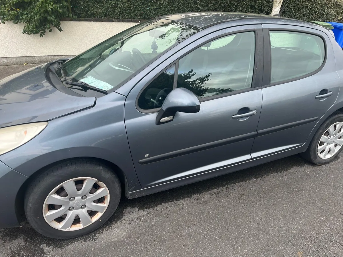 Peugeot 207 - Image 2
