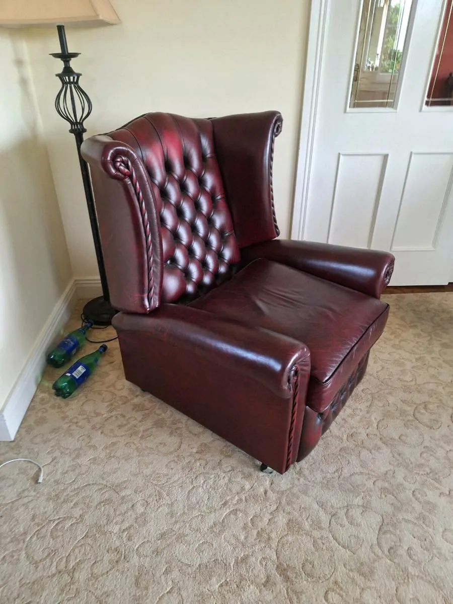 Genuine leather Recliner - Image 3