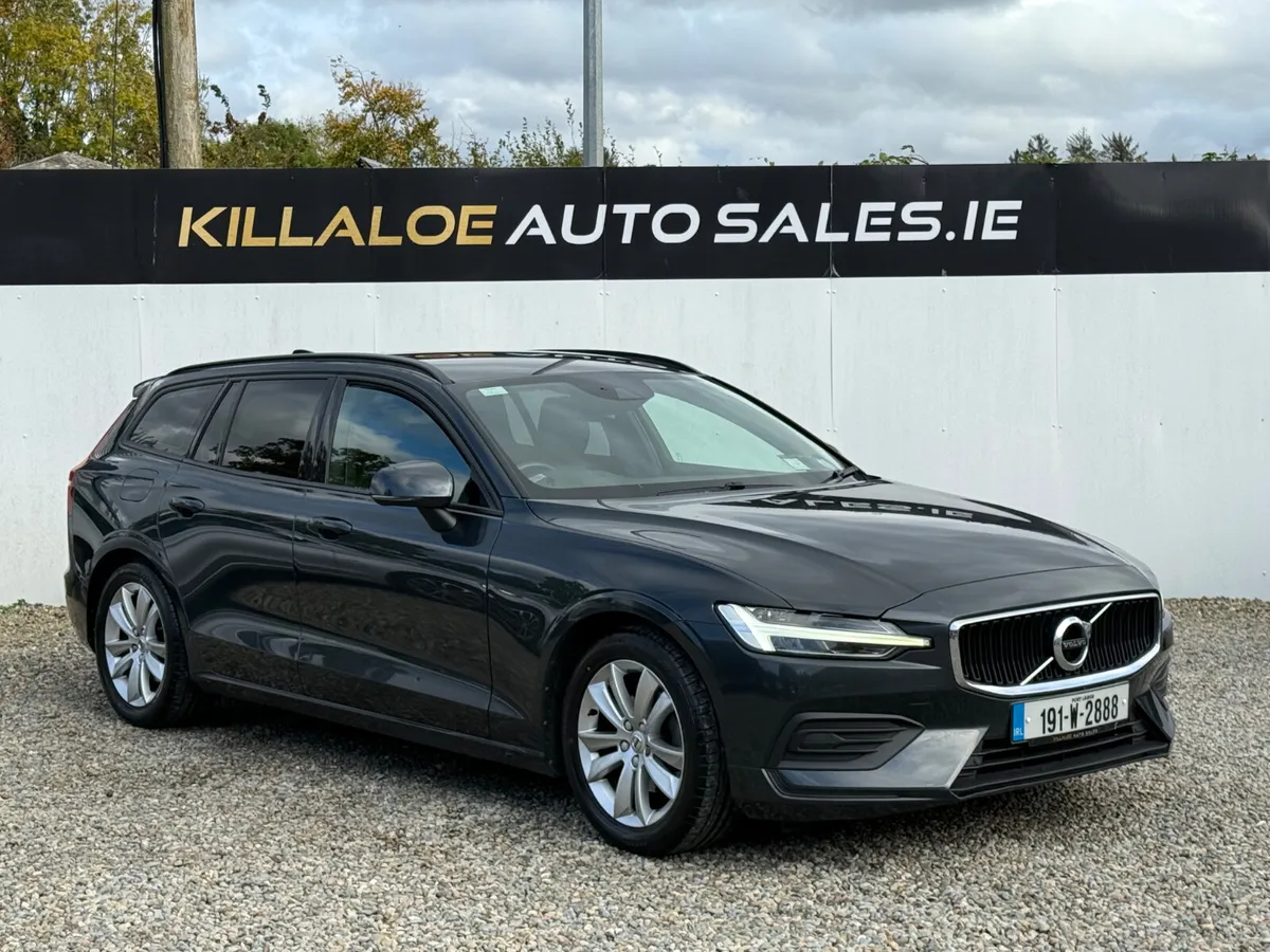 Volvo V60 D3 Momentum Manual 2.0D - Image 1