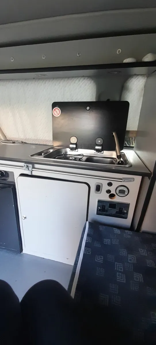 Camper van Mazda Bongo Freetop. - Image 3