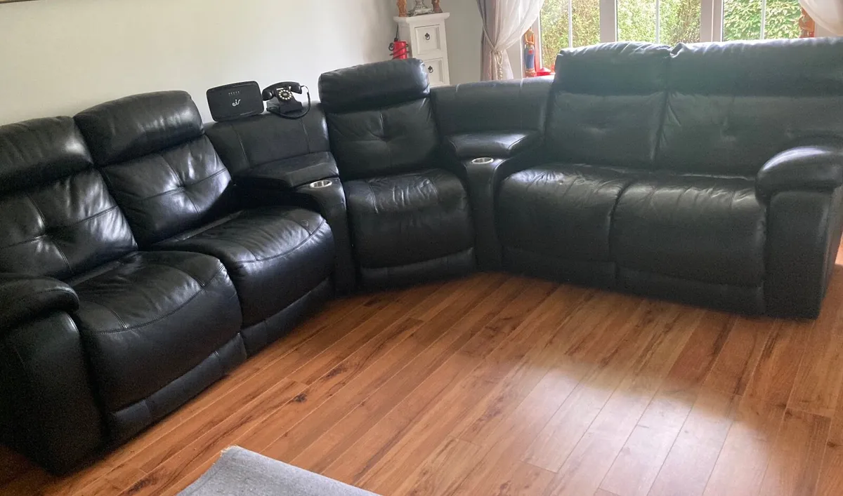 Sofa and dining table - Image 1
