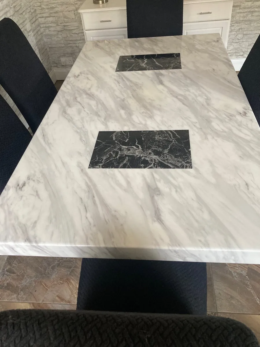 Sofa and dining table - Image 4