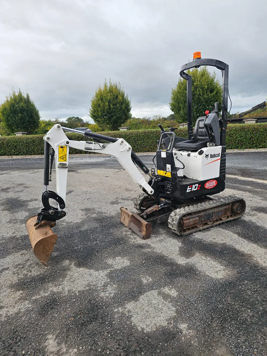 2021 Bobcat E10z Micro Digger w/ 1200  hrs - Image 1