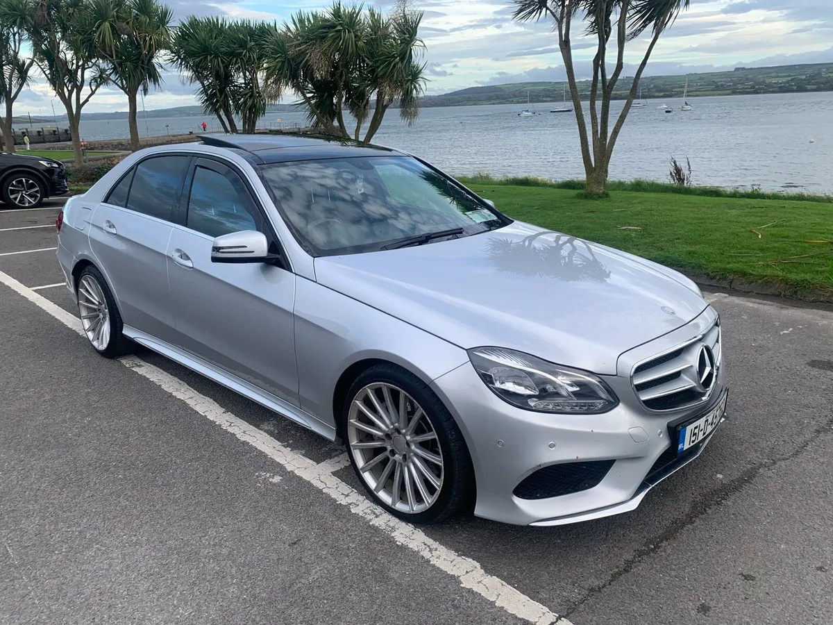 Mercedes E350 AMG Premium - Image 2