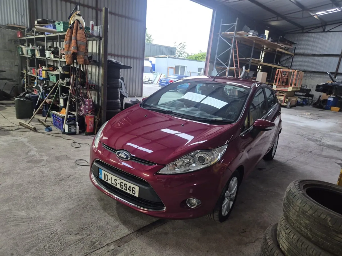Ford fiesta - Image 2