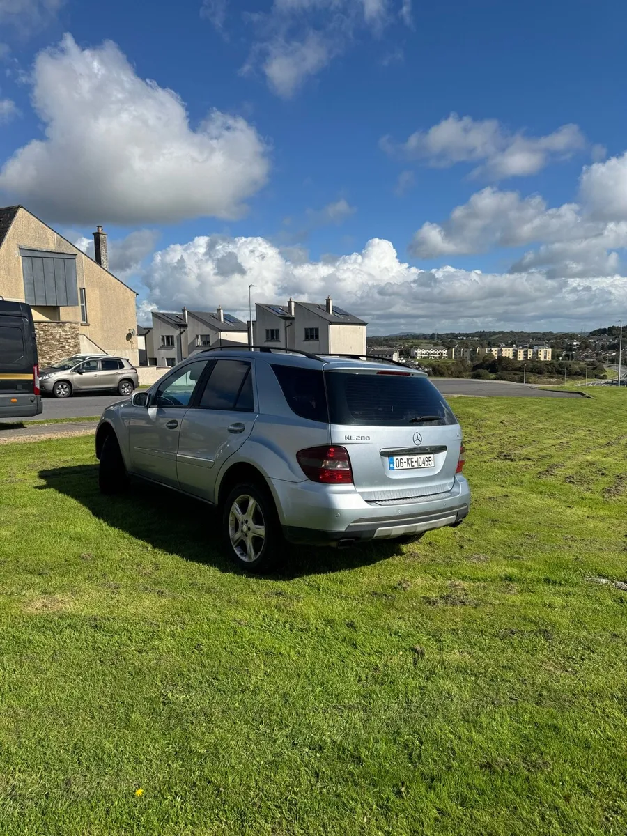Mercedes BENZ ML280 - Image 4