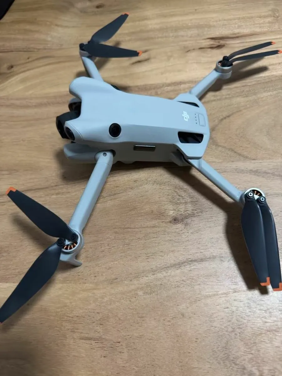 DJI Mini 4 Pro Fly More Combo with RC 2 3 Battery - Image 4