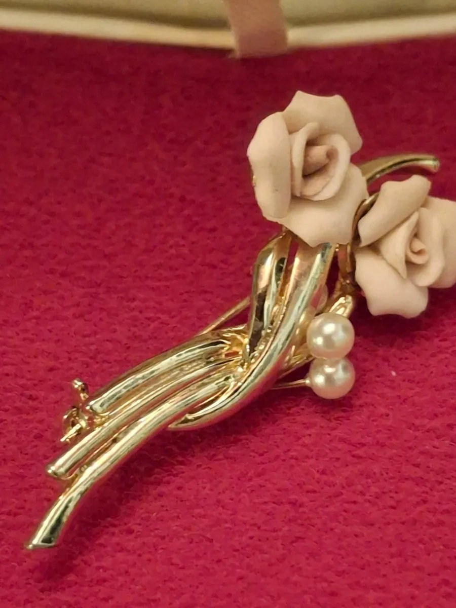 Vintage rose brooch - Image 4