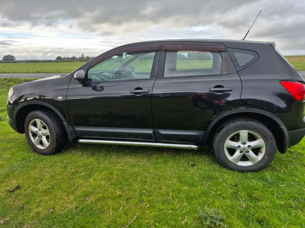 Nissan Qashqai LOW MILEAGE- NEW NCT - Image 4