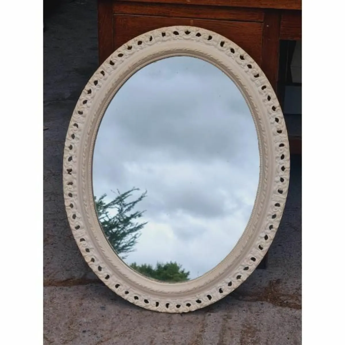 Ornate White Mirror KAS849 - Image 1